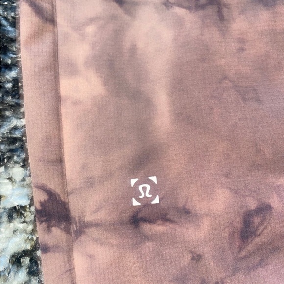 Lululemon x Robert Geller Take The Moment Collared LS! - Picture 5 of 6